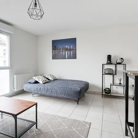 Chez Antoine Cosy 2 People Part Dieu *