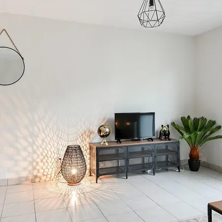 Apartment Chez Antoine Cosy 2 People Part Dieu